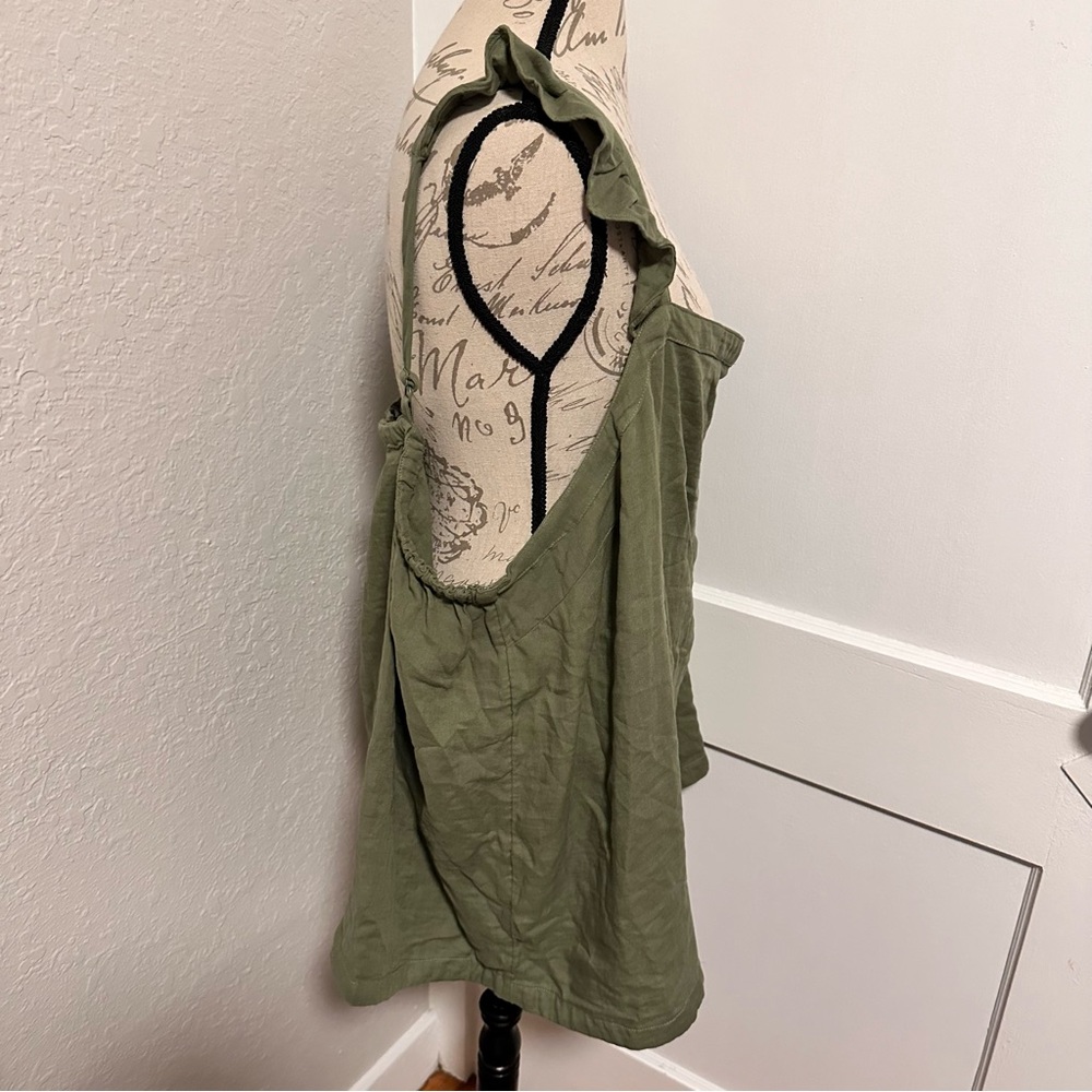 Torrid Double Gauze Ruffle Button Front Tank Top - Picture 6 of 9